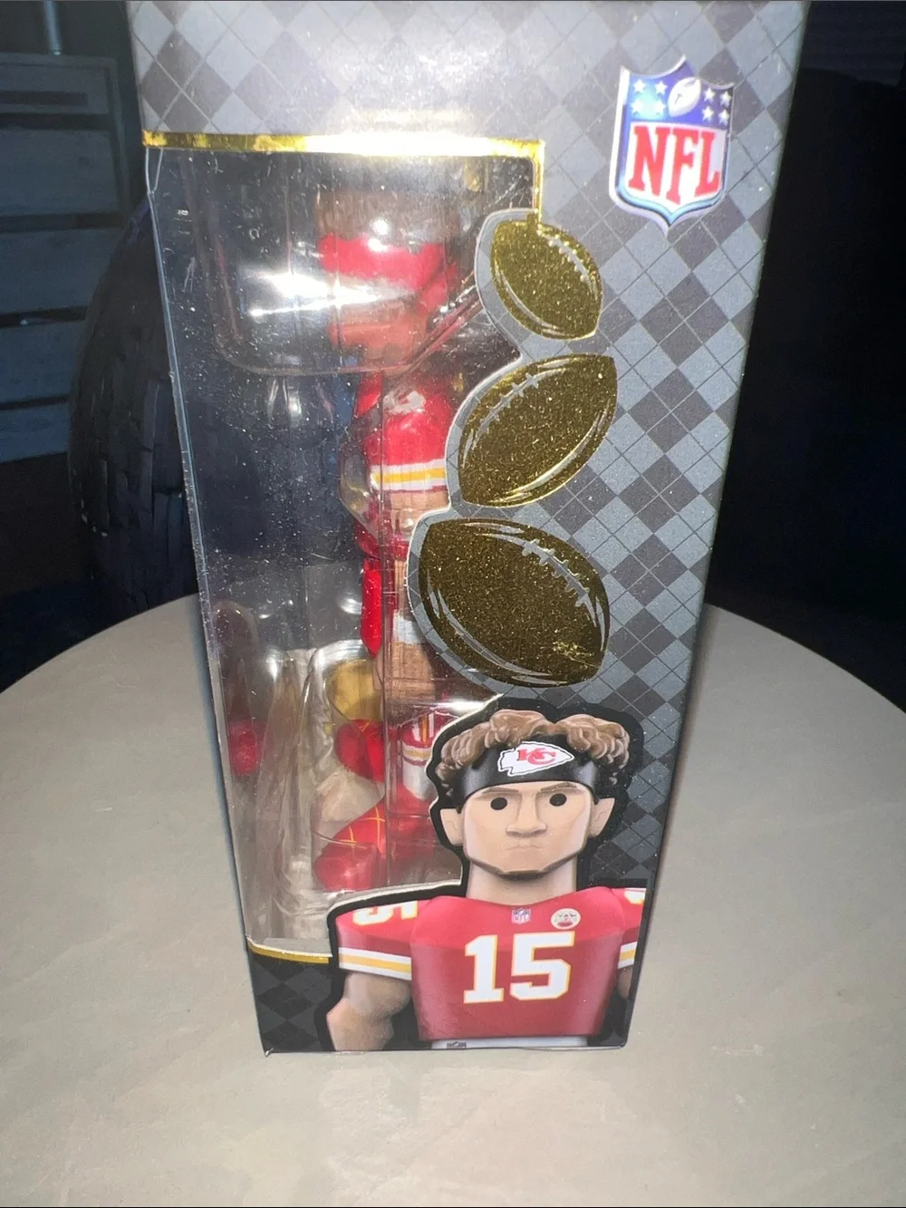 Patrick Mahomes Funko Gold – CHASE Edition – NFL Premium Vinyl – BNIB